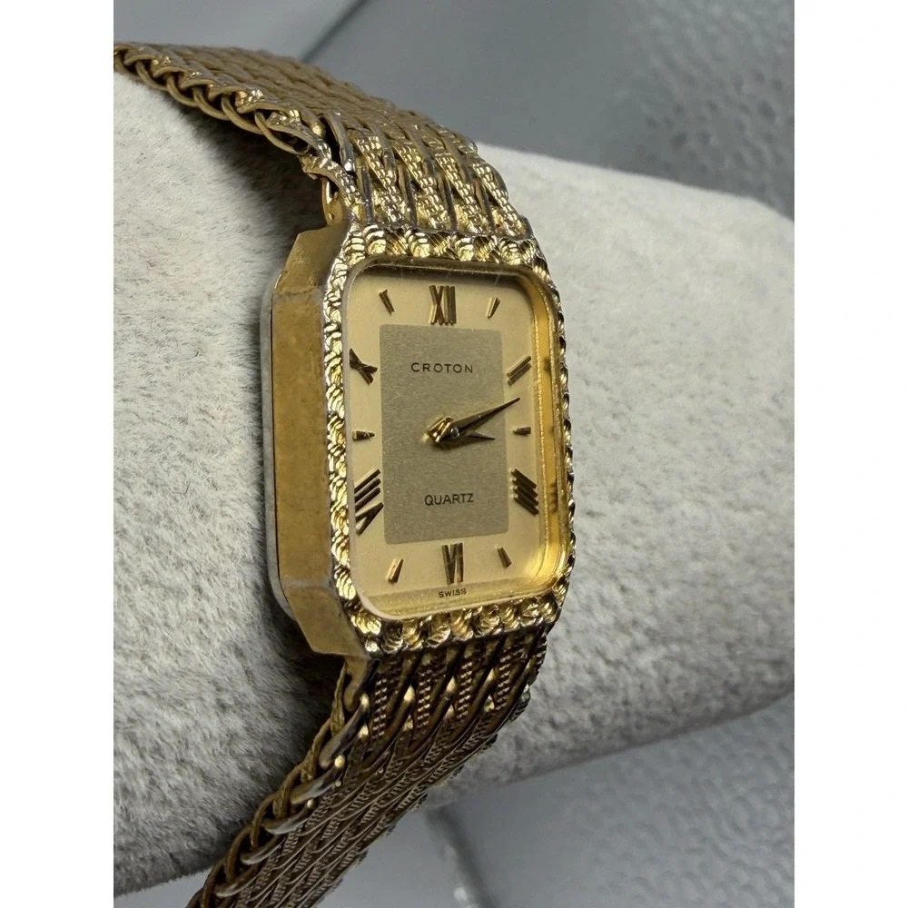 Croton‎ Vintage Ladies Watch Swiss Made New Battery 18MM 5.75